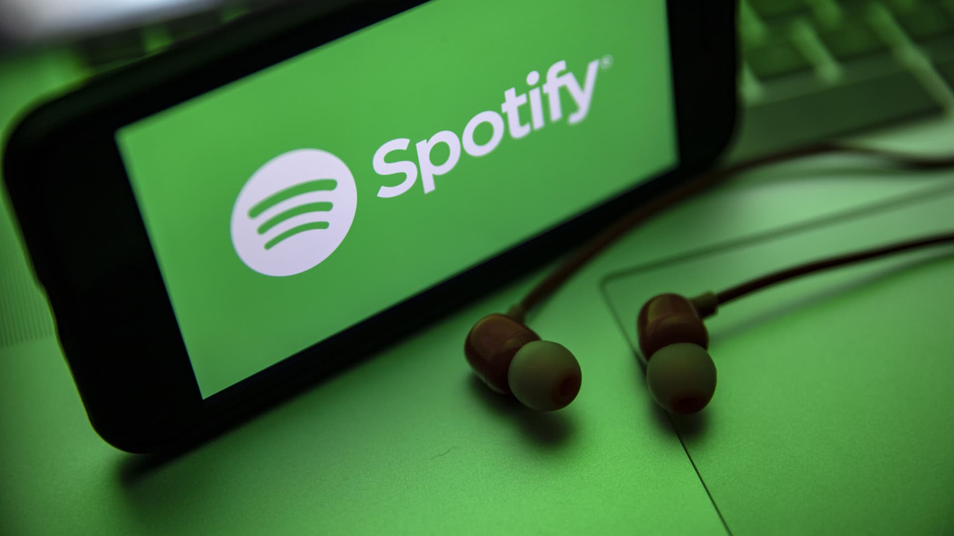 خرید اشتراک اسپاتیفای پریمیوم Spotify اورجینال